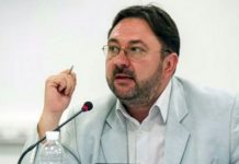 «Вы все — никто». Кто отвечает за политический курс у Владимира Зеленского?